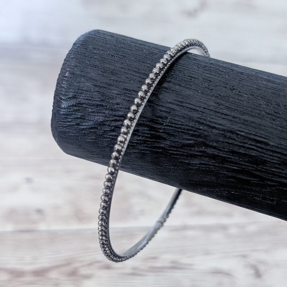 Vintage Bracelet Dark Grey Raised Ball Design Thin - 8"